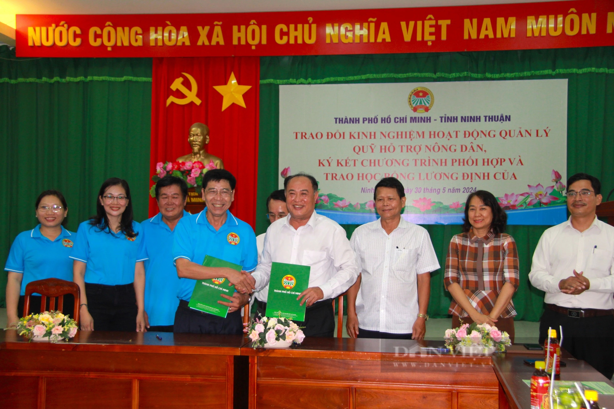 Hội Nông dân Ninh Thuận ký kết hợp tác với Hội Nông dân TP. Hồ Chí Minh- Ảnh 4.