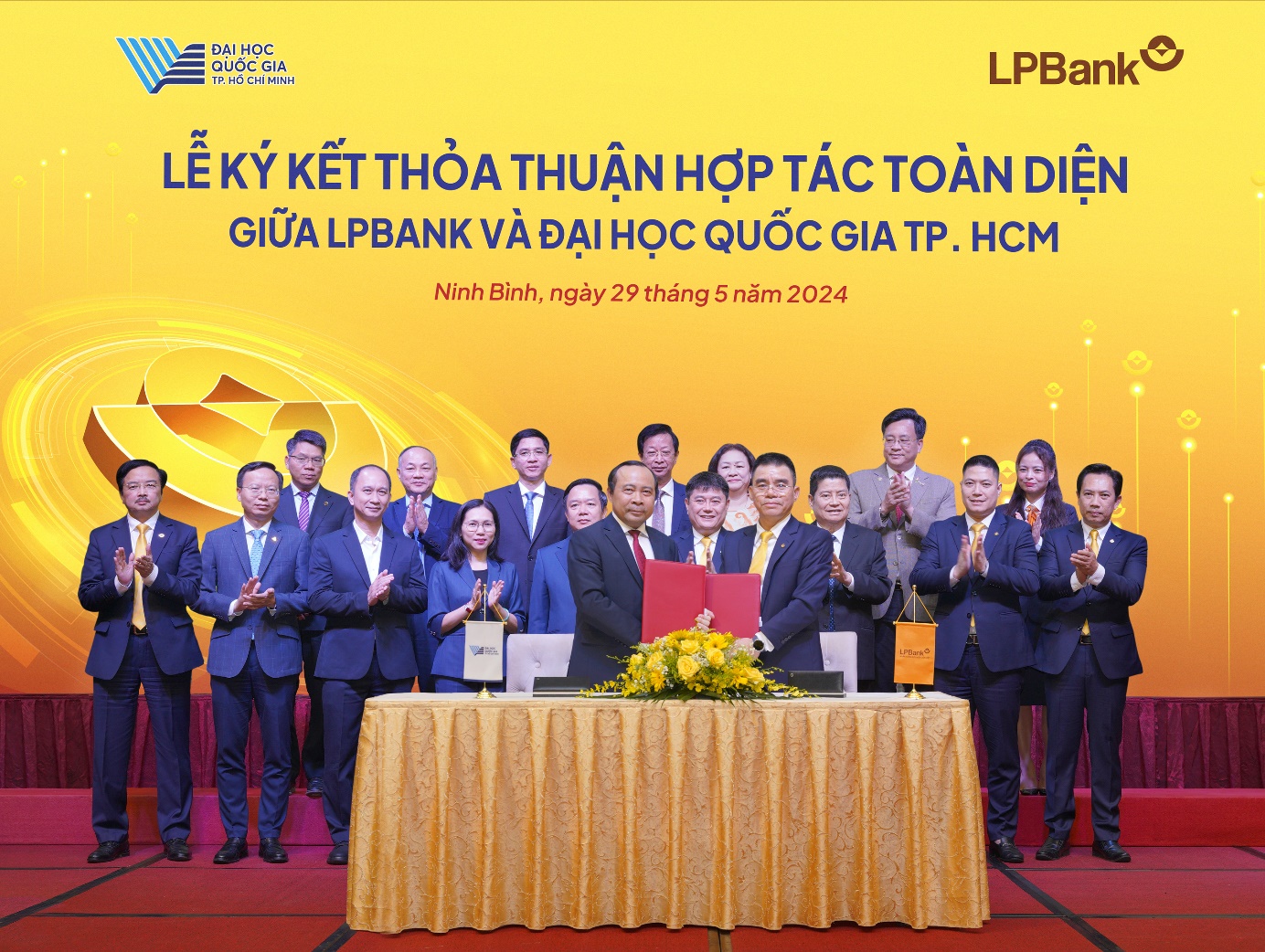LPBank hợp tác toàn diện với Đại học Quốc gia Thành phố Hồ Chí Minh- Ảnh 3.