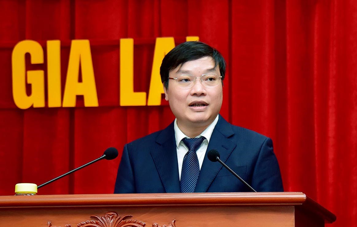 Thủ tướng điều động, bổ nhiệm Chủ tịch UBND tỉnh Gia Lai làm Thứ trưởng Bộ Nội vụ- Ảnh 1.
