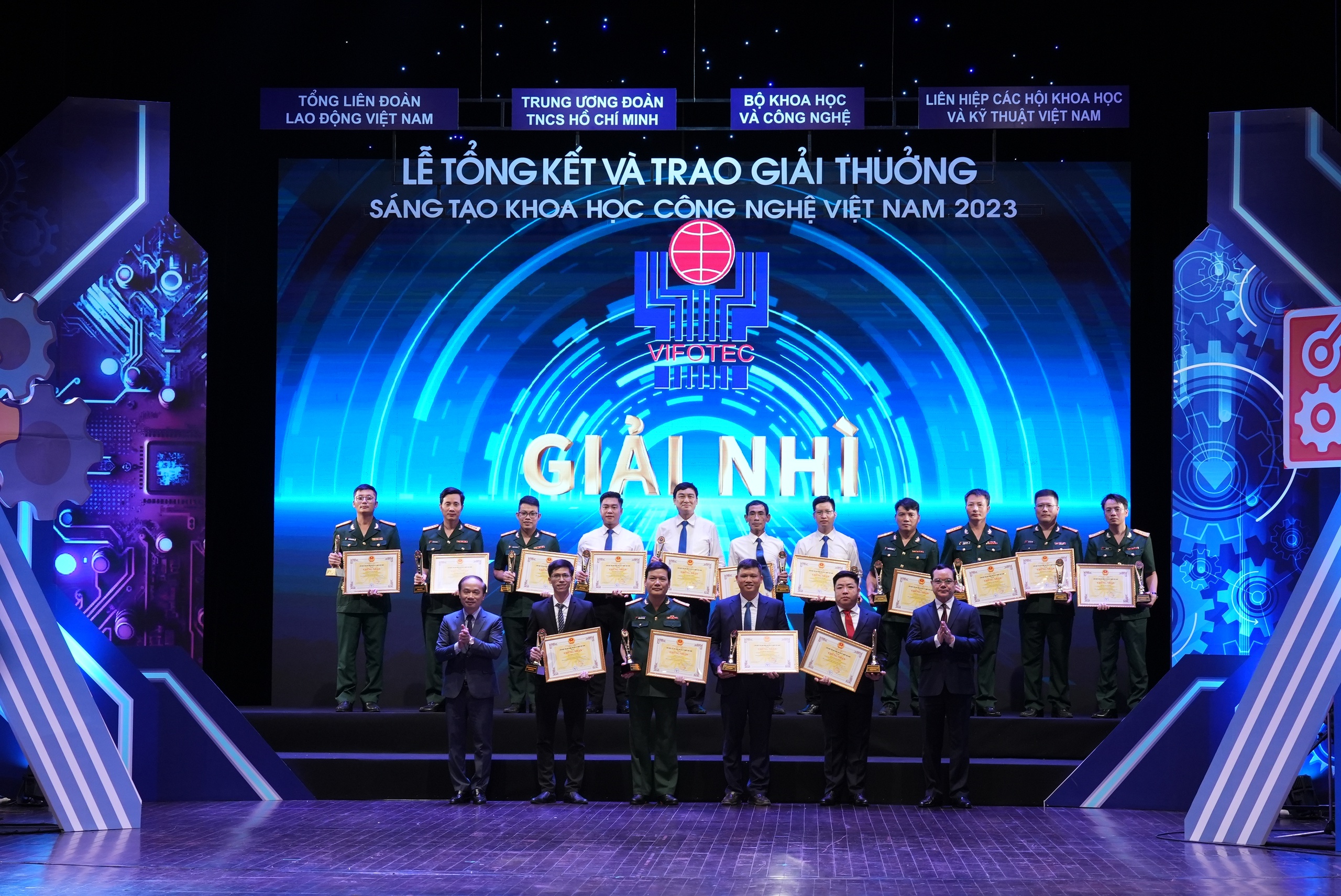 Giải thưởng VIFOTEC tôn vinh nhà khoa học ngành điện thành phố Hồ Chí Minh với công trình đột phá