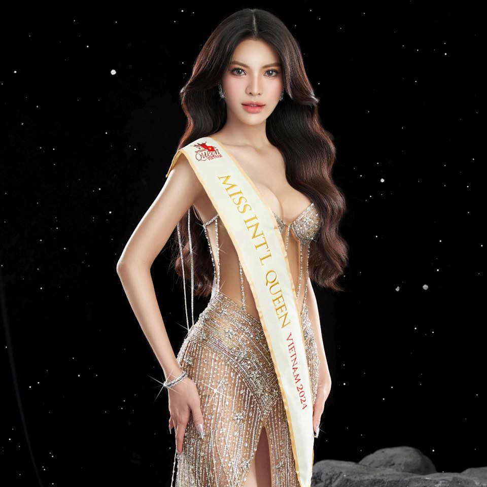 Góc khuất của Á hậu Tường San trước ngày thi Hoa hậu Chuyển giới Quốc tế 2024: Từng làm phục vụ tại quán cà phê- Ảnh 1.