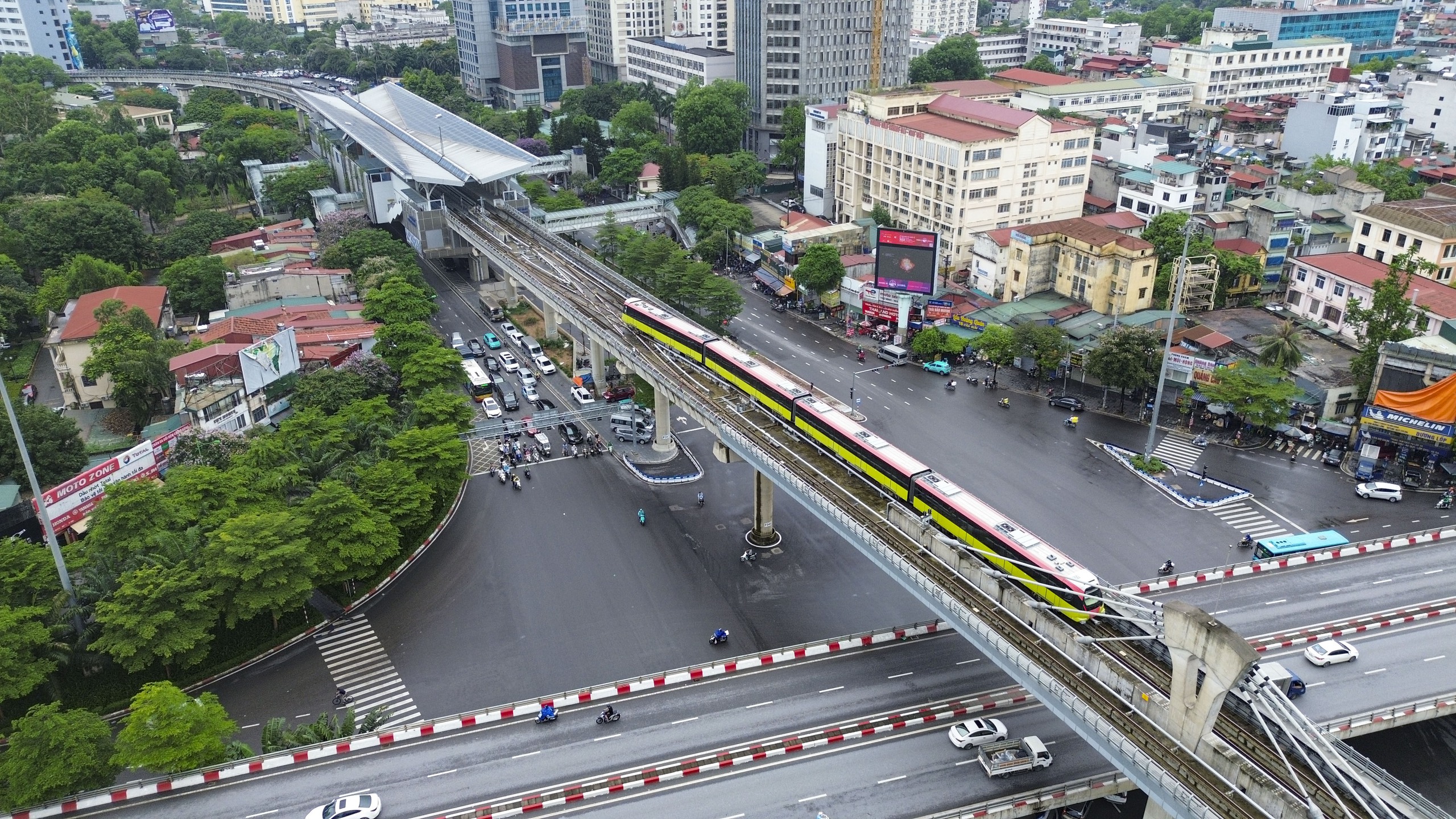 Toàn cảnh tuyến metro Nhổn - ga Hà Nội trước ngày đi vào hoạt động- Ảnh 35.