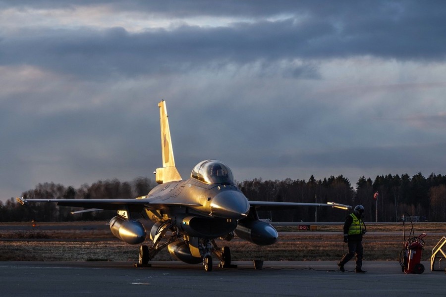Trung tá Không quân Mỹ: Phòng không Nga sẽ dễ dàng đối phó F-16 Ukraine- Ảnh 5.