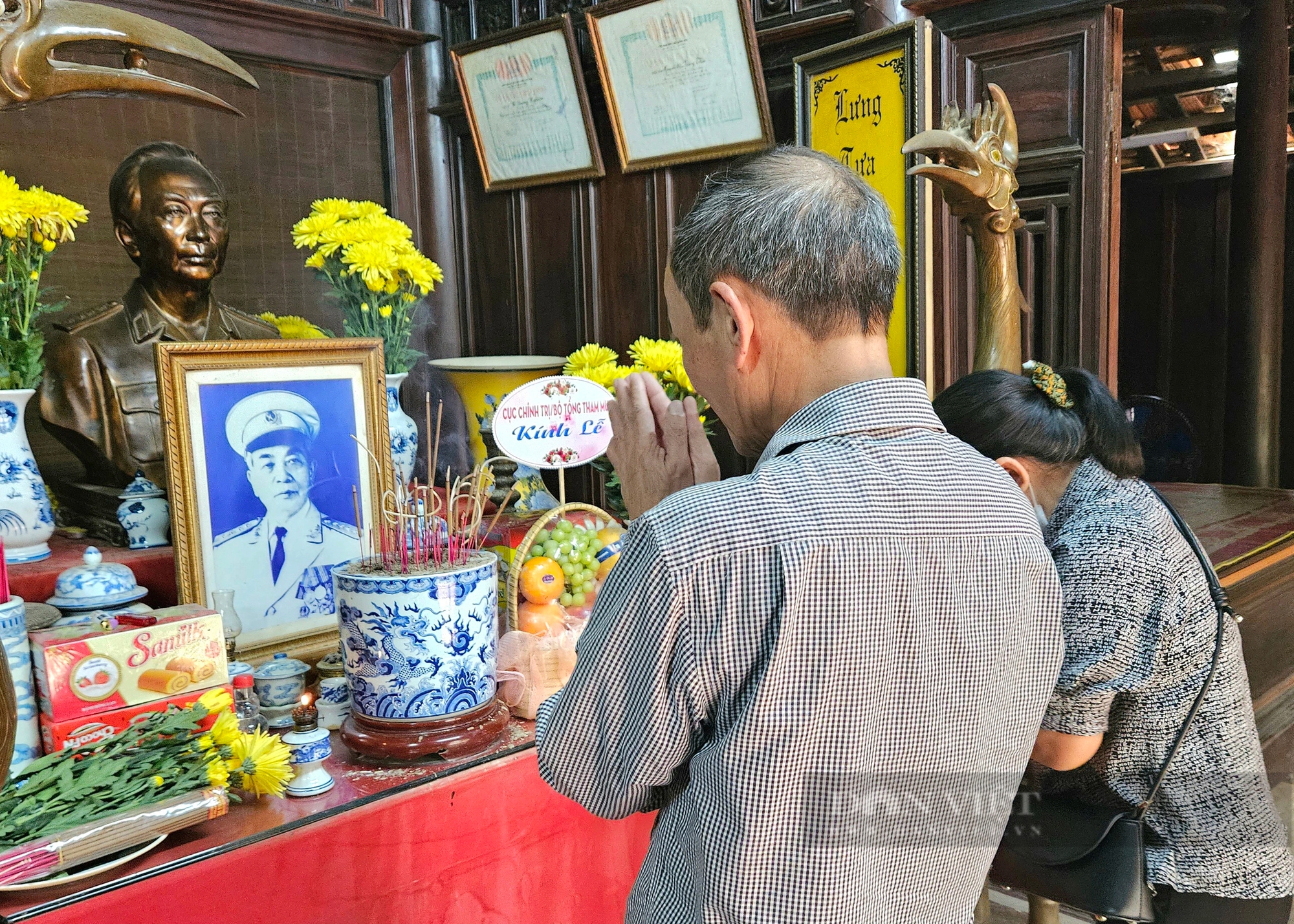 Kỷ niệm 70 năm chiến thắng Điện Biên Phủ, nhiều lượt khách thăm căn nhà lưu niệm Đại tướng Võ Nguyên Giáp- Ảnh 2.