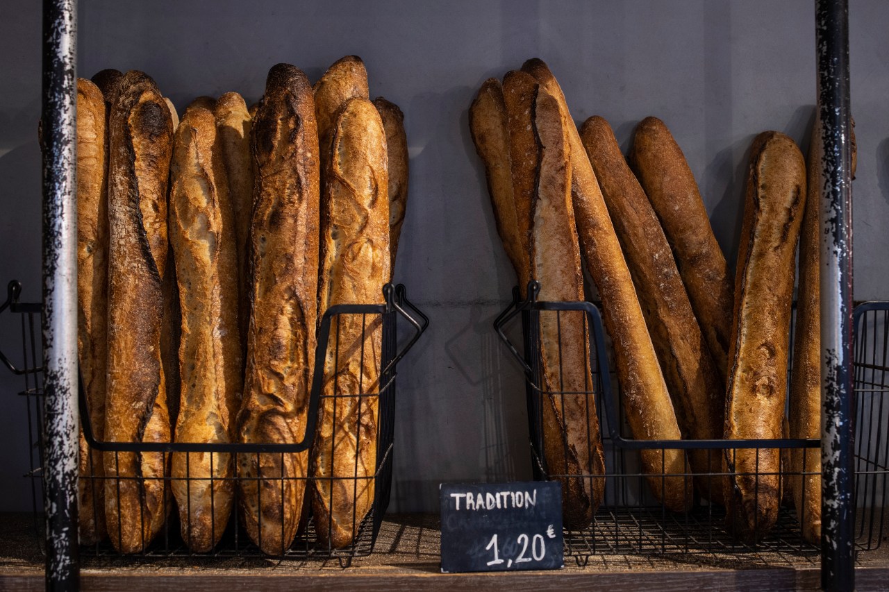 Độc đáo chiếc bánh mì baguette dài 140 mét- Ảnh 4.