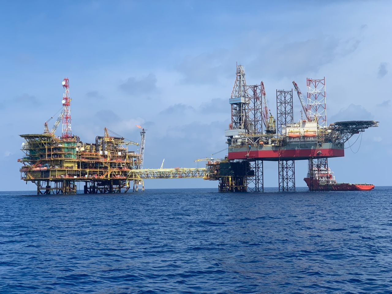 Tập đoàn Dầu khí Quốc gia phát hiện 2 mỏ dầu khí mới trữ lượng hàng chục triệu thùng- Ảnh 1.