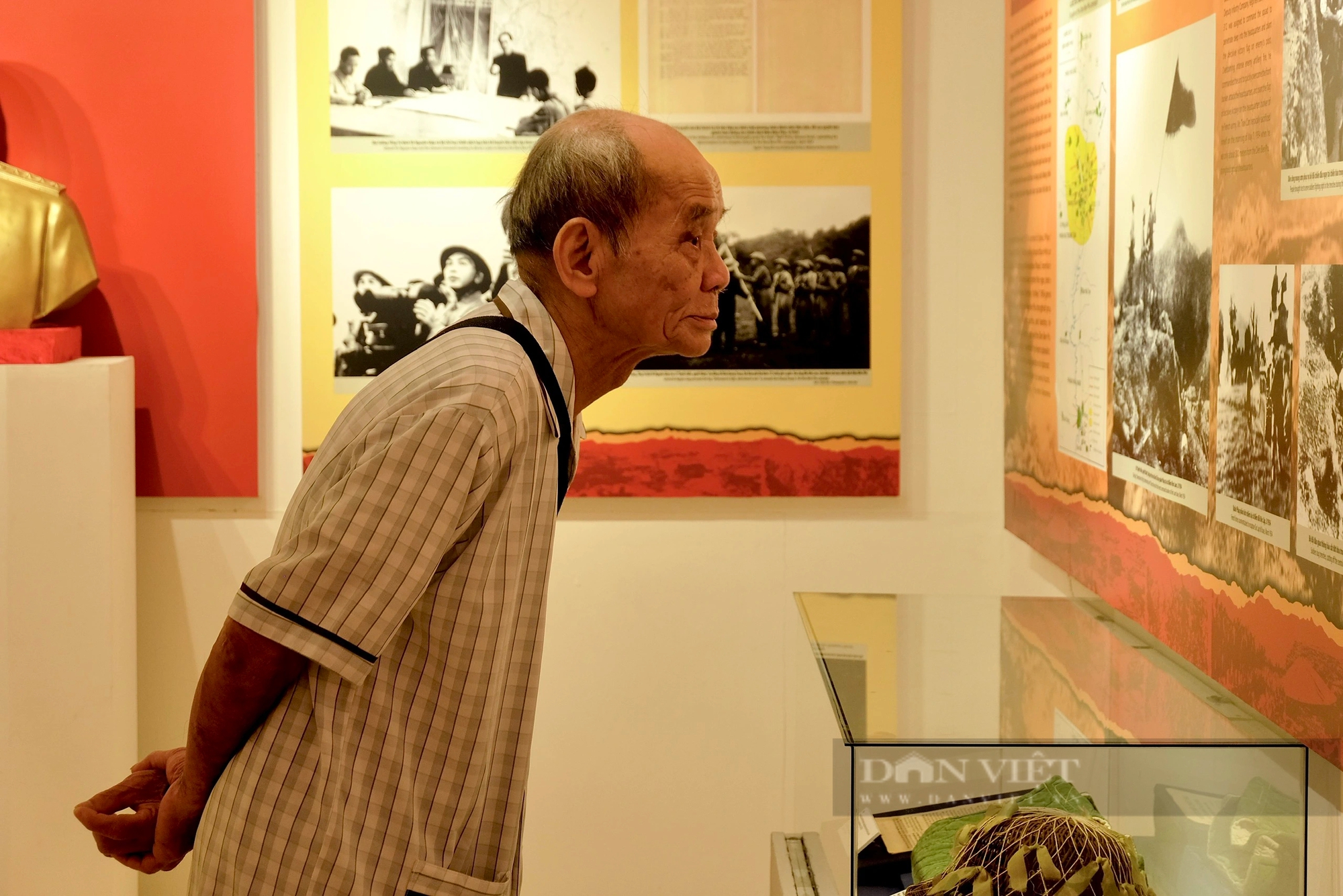 Tái hiện “56 ngày đêm chấn động địa cầu” tại Bảo tàng lịch sử Quân đội Việt Nam- Ảnh 8.