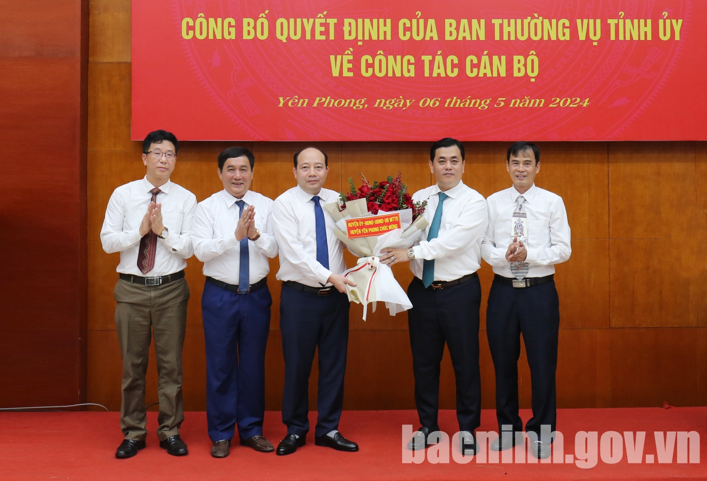 Bắc Ninh: Chủ tịch UBND thành phố Từ Sơn Hoàng Bá Huy được điều động làm Bí thư Huyện ủy Yên Phong- Ảnh 4.