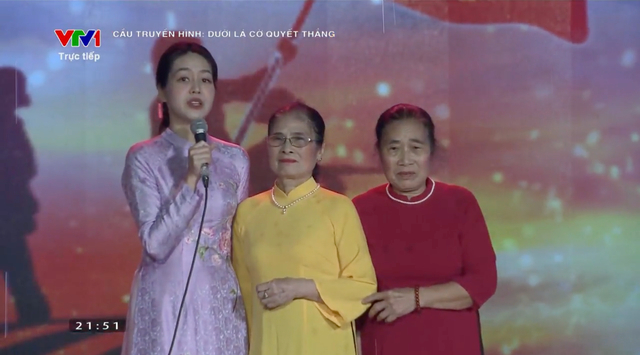 Cuộc hội ngộ đẫm nước mắt của con gái liệt sỹ Nguyễn Thiện Thuật với 3 đồng đội của cha- Ảnh 5.