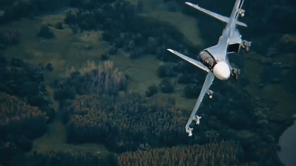 Chiến đấu cơ Su-30SM Nga khiến tiêm kích Ukraine không thể cất cánh?- Ảnh 8.