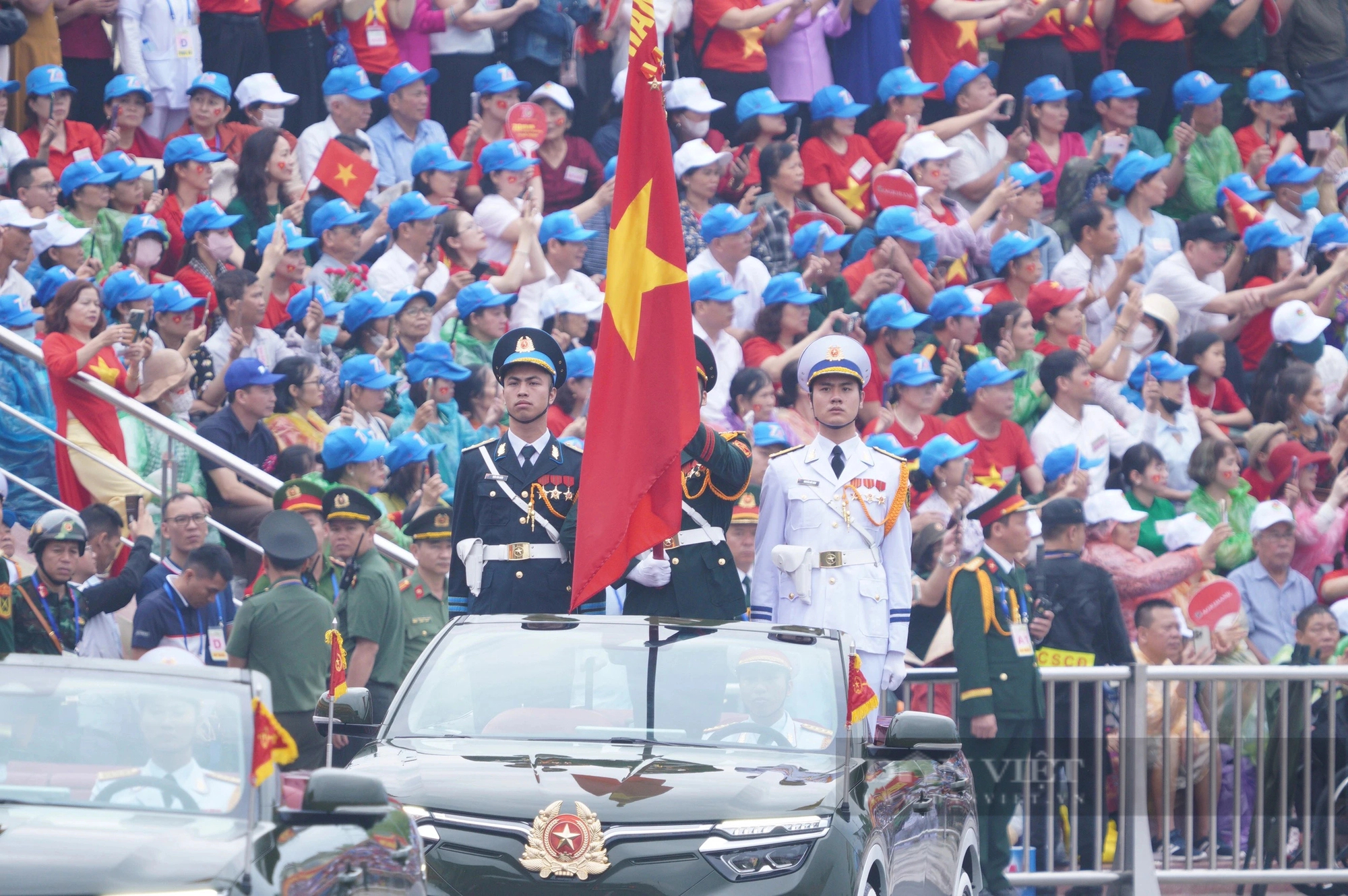 Hình ảnh đẹp, hào hùng về Lễ diễu binh diễu hành kỷ niệm 70 năm chiến thắng Điện Biên Phủ- Ảnh 8.