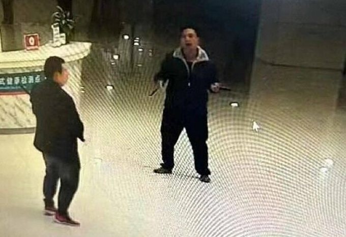 Tấn công dao kinh hoàng tại bệnh viện Trung Quốc khiến ít nhất 23 người thương vong- Ảnh 1.