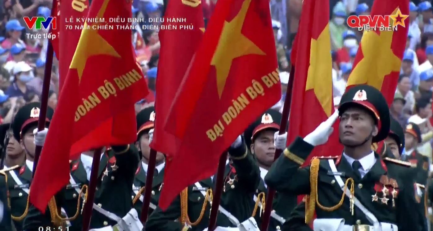 Khối trưởng trong Lễ diễu binh kỷ niệm 70 năm chiến thắng Điện Biên Phủ là gương mặt quen thuộc tại Sao nhập ngũ