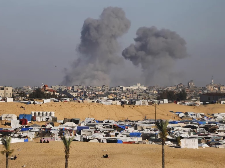 Mỹ dừng chuyển bom 'khủng' tới Israel vì lo ngại cuộc tấn công chết chóc vào Rafah- Ảnh 1.