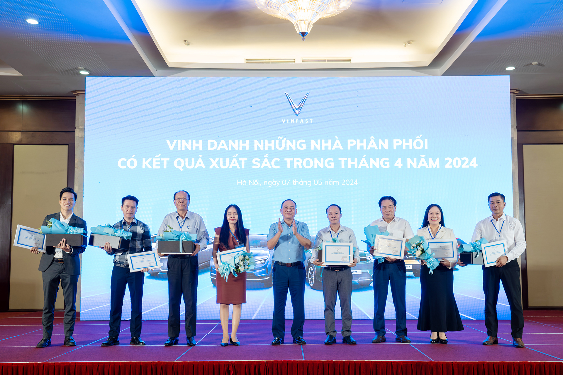 VinFast công bố nhận cọc VF 3 với giá đặc biệt chỉ từ 235 triệu đồng- Ảnh 1.