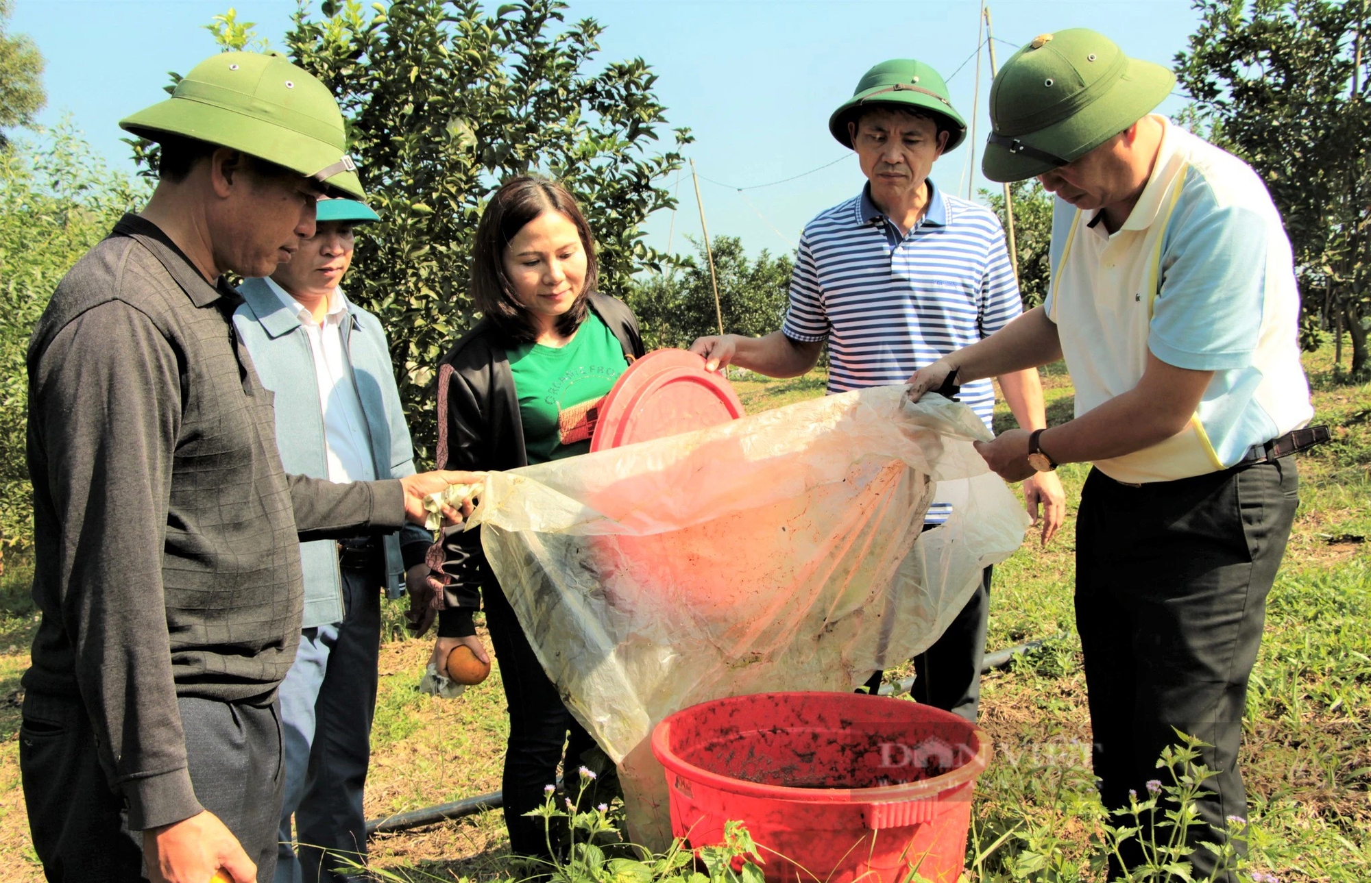 Nông dân Nghệ An phấn đấu sản xuất 90.000 tấn phân bón hữu cơ vi sinh- Ảnh 3.