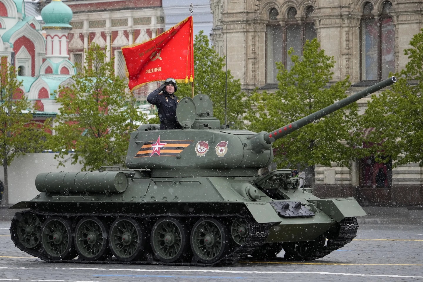 Nga khoe sức mạnh quân sự khổng lồ khiến phương Tây e ngại nhân 79 năm Ngày Chiến thắng Phát xít- Ảnh 4.