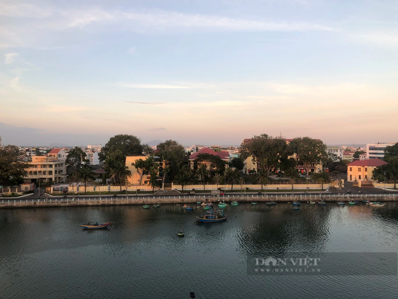 Xử lý những khu du lịch, khách sạn xây dựng các hạng mục sai phép ở Bình Thuận- Ảnh 3.