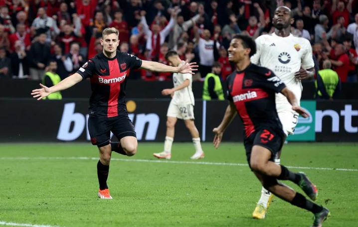 Bayer Leverkusen lập siêu kỷ lục bất bại: Đã hay lại còn may- Ảnh 3.