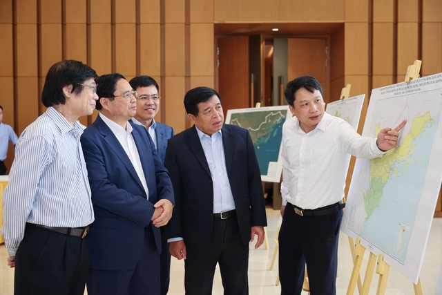 Thủ tướng yêu cầu 11 tỉnh, thành vùng Đồng bằng Sông Hồng có kế hoạch ưu tiên các khu "đất vàng", vị trí đắc địa- Ảnh 2.