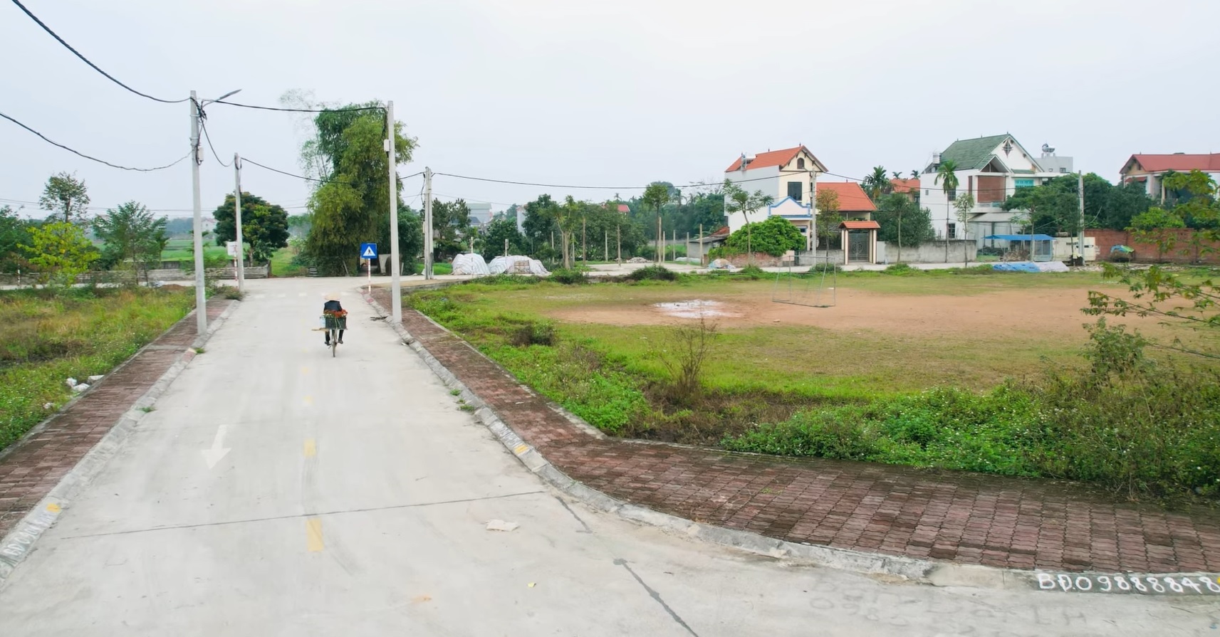 Luật Đất đai 2024: Nhiều điểm về phương pháp định giá đất còn "làm khó" doanh nghiệp- Ảnh 2.