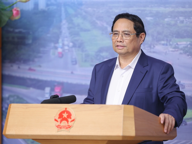 Thủ tướng Phạm Minh Chính: Các công trình giao thông trọng điểm phải phấn đấu vượt tiến độ - Ảnh 2.