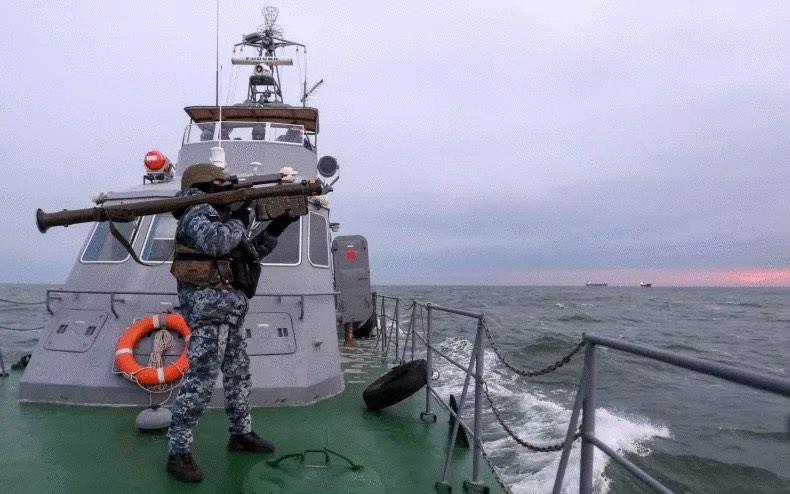 Ukraine mở mặt trận mới đe doạ Hạm đội Biển Đen của Nga đang bị bao vây 