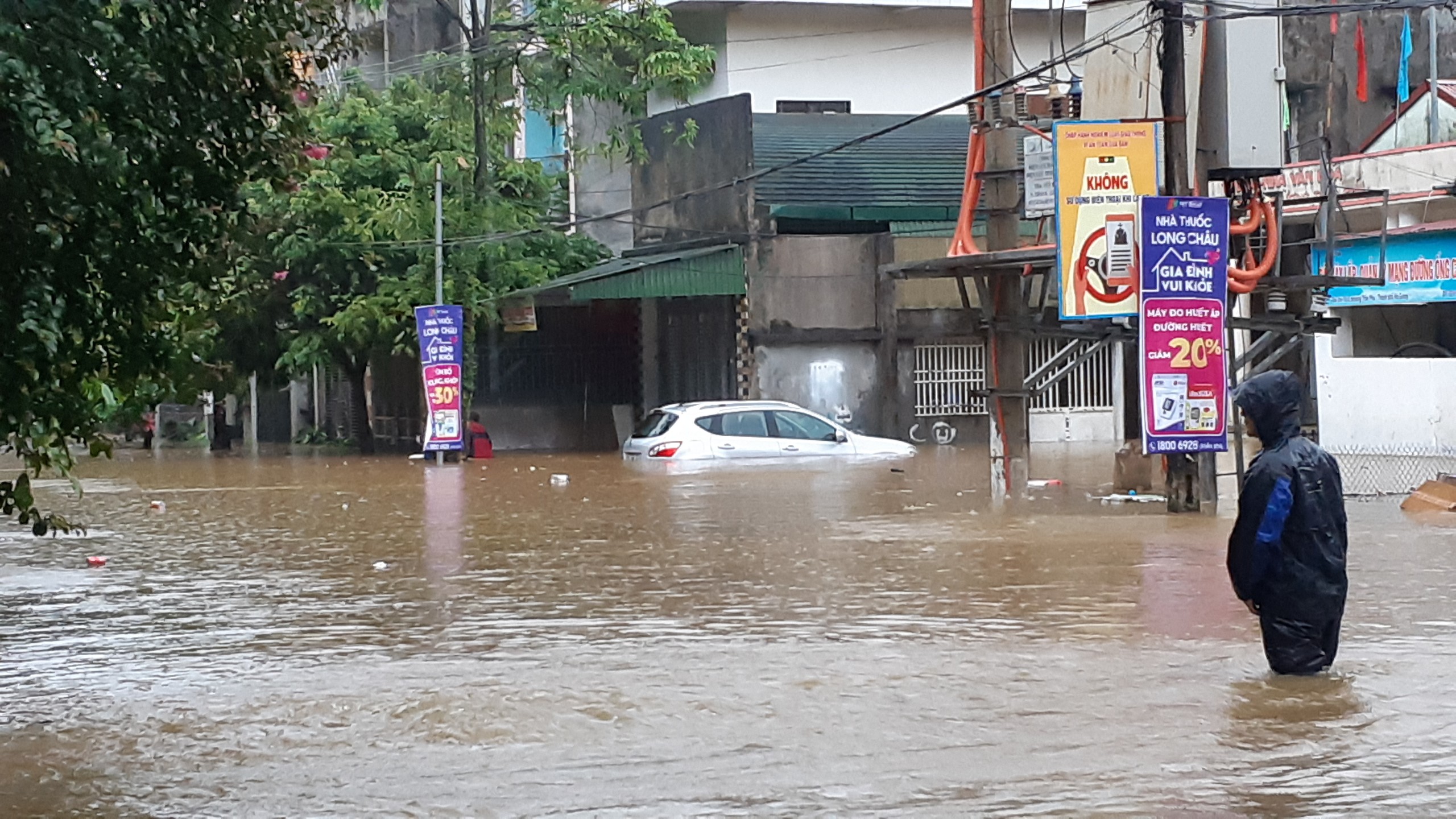 Nhiều khu vực tại thành phố Hà Giang chìm trong biển nước- Ảnh 3.