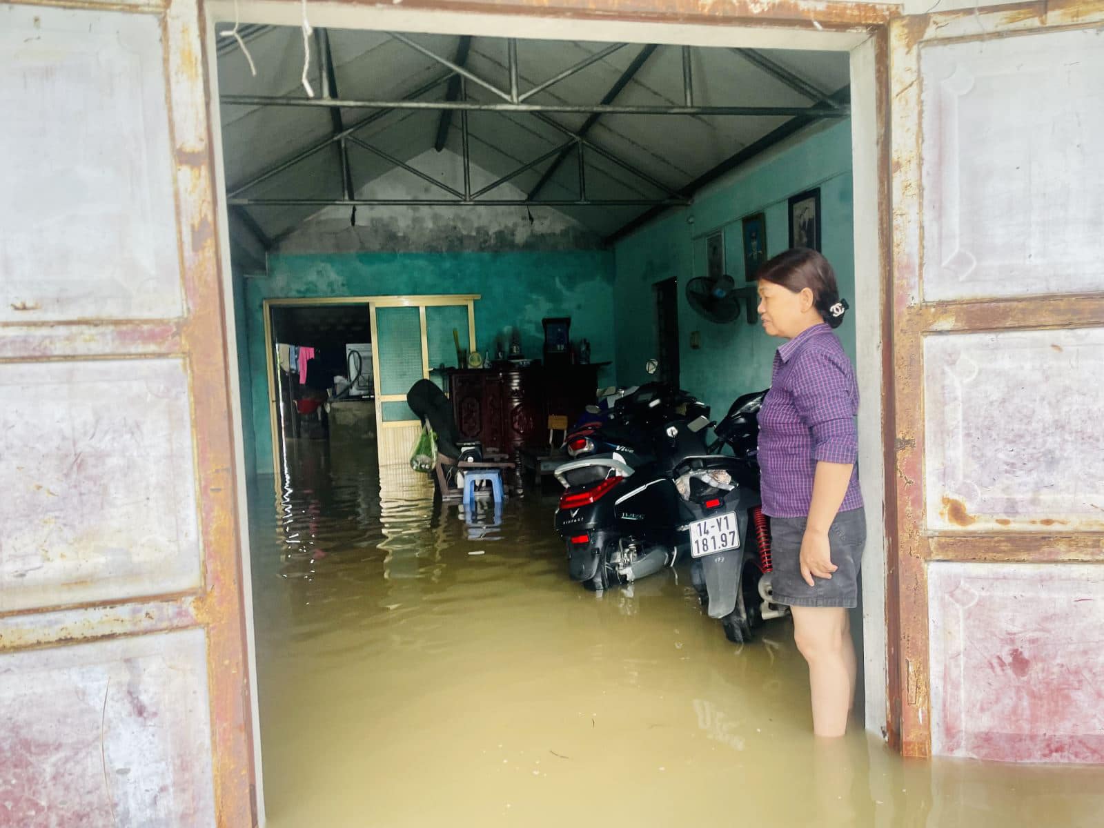 Quảng Ninh thiệt hại 5 tỷ đồng do mưa lớn, riêng Uông Bí hơn 1.000 nhà dân bị ngập- Ảnh 1.