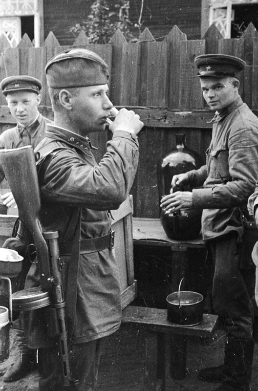 Giật mình “thần dược” của binh lính Hồng quân Liên Xô trong Thế chiến 2- Ảnh 4.