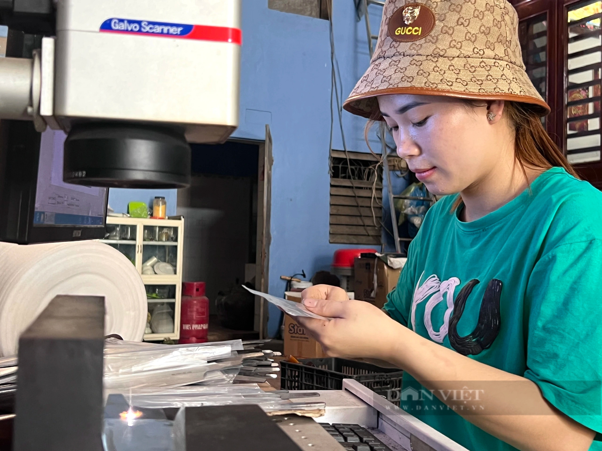 Một thanh niên làng nghề rèn ở Thanh Hóa đưa công nghệ mới vào sản xuất, tiếng lành lan xa- Ảnh 5.