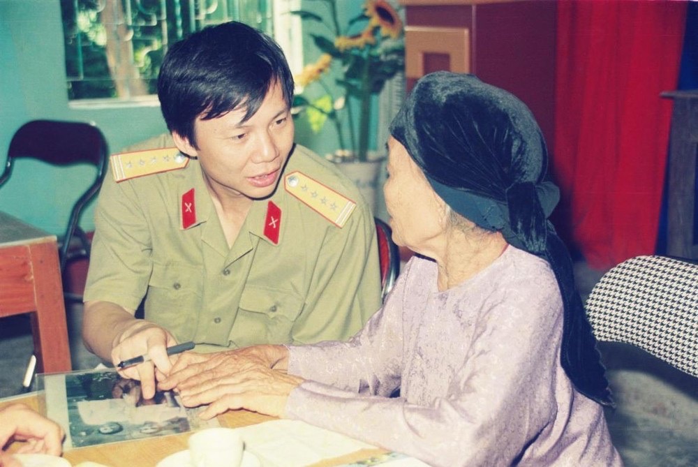 Nhà báo Hồ Quang Lợi và hành trình hơn 30 năm đi tìm "người trên đường đời"- Ảnh 3.