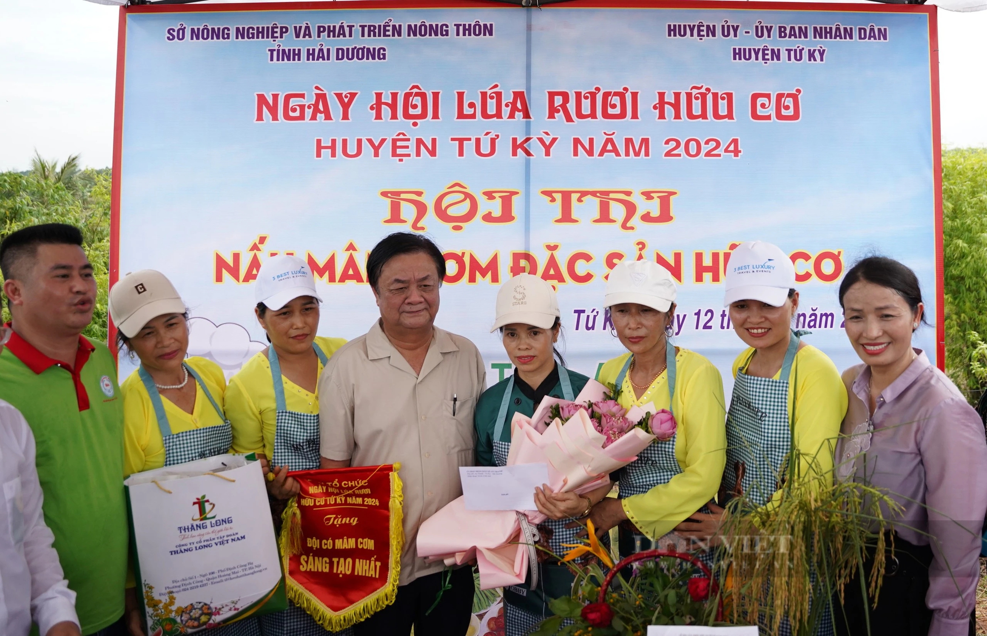 Một huyện của tỉnh Hải Dương, tổ chức ngày hội cho cây lúa, con rươi, Bộ trưởng Bộ NNPTNT đến tận nơi xem- Ảnh 11.