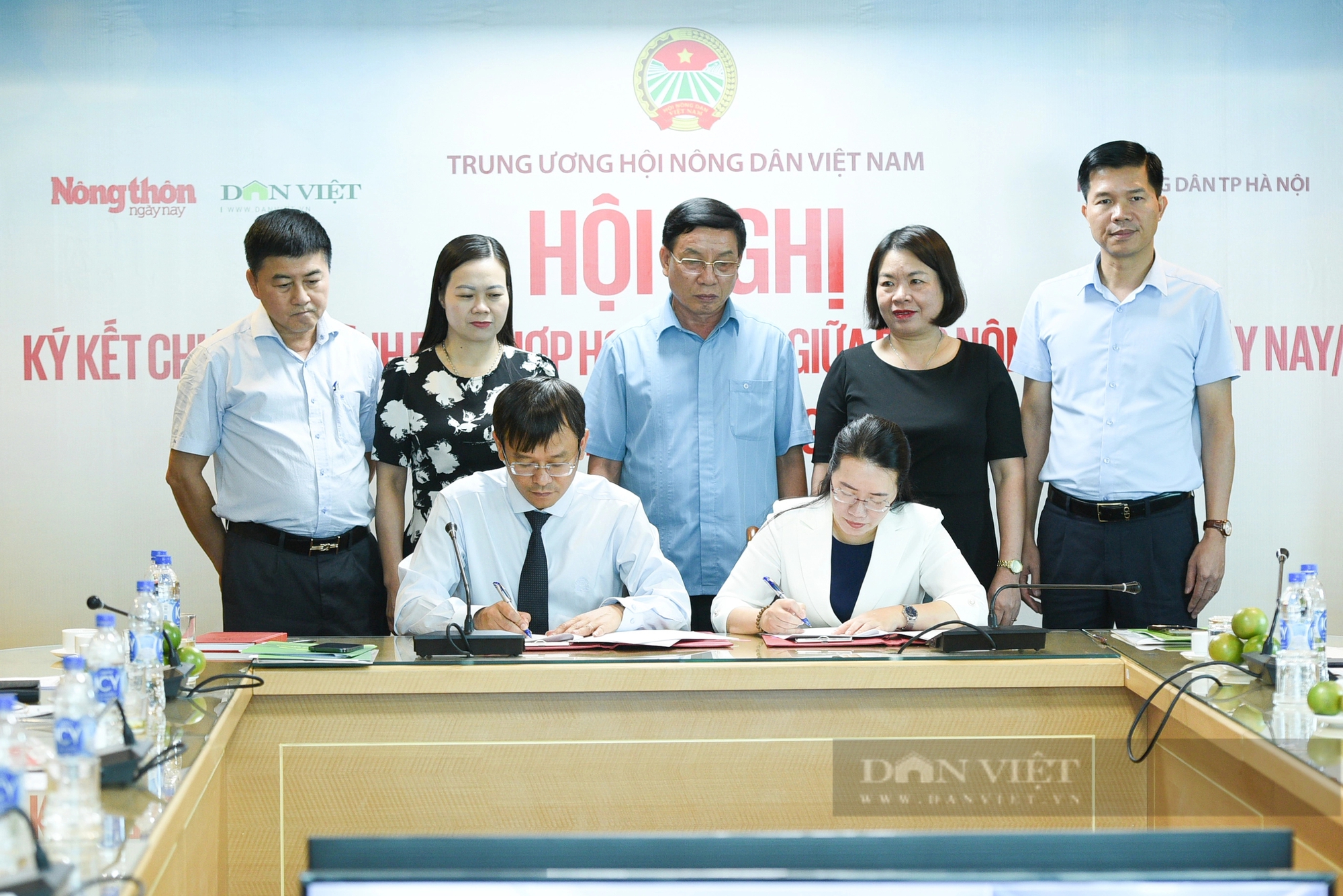Hình ảnh Báo NTNN/điện tử Dân Việt ký kết chương trình phối hợp hoạt động với Hội Nông dân thành phố Hà Nội- Ảnh 7.