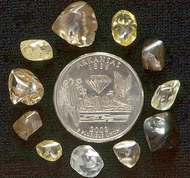 Đến vùng đất duy nhất cho phép đào kim cương thoải mái với mức phí chỉ hơn 200.000 đồng- Ảnh 5.