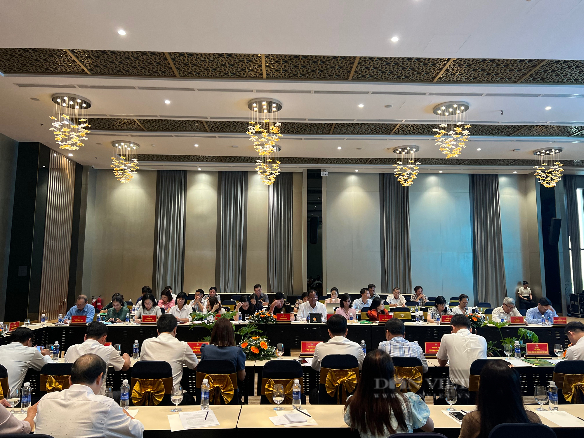 Phó Chủ tịch Hội NDVN Đinh Khắc Đính chủ trì hội nghị giao ban Cụm thi đua số 3 tổ chức tại Bình Định- Ảnh 3.