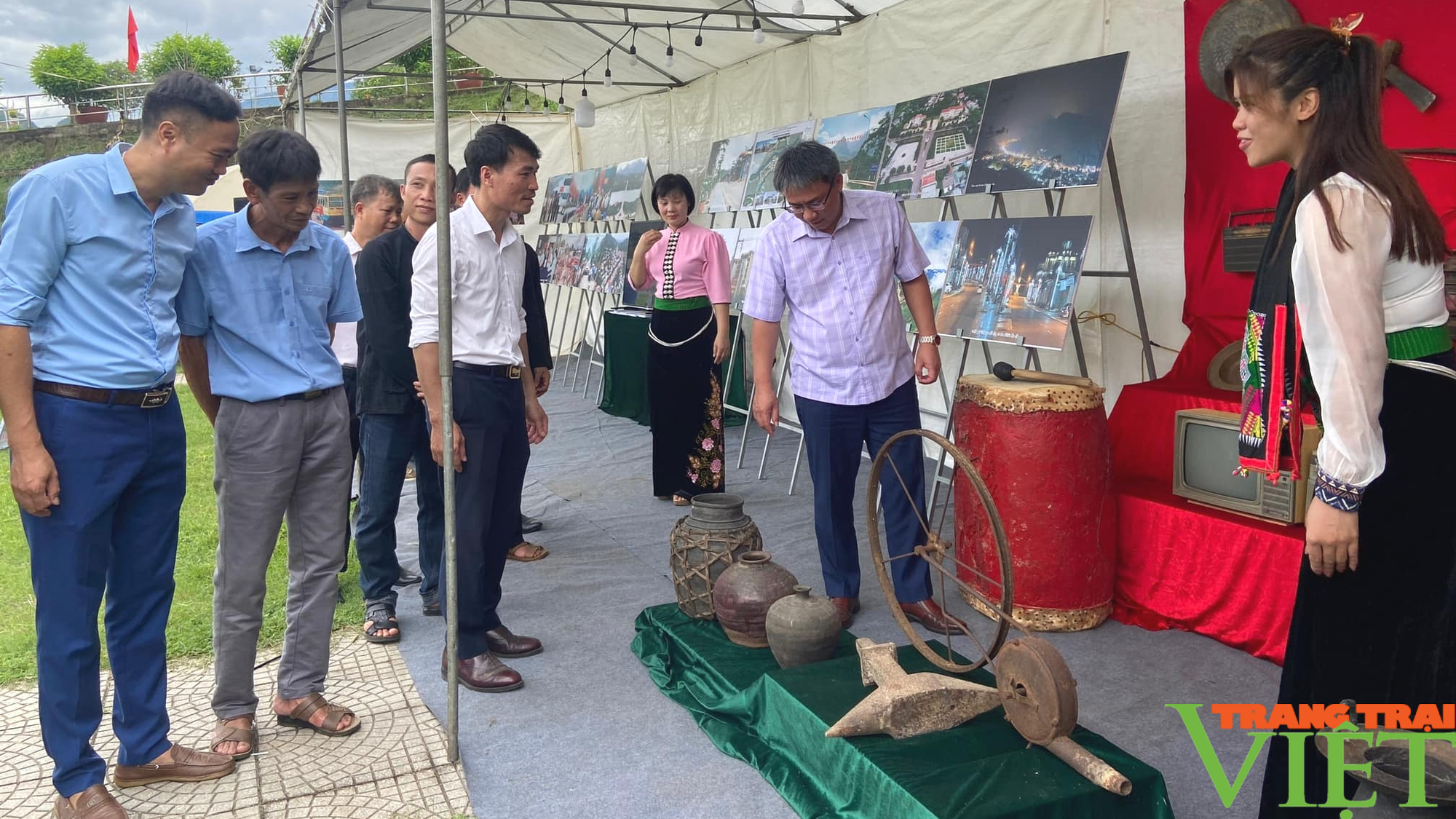 Huyện Mường La (Sơn La): Khai mạc - Khai trương các hoạt động kỷ niệm 75 năm thành lập Đảng bộ huyện- Ảnh 3.