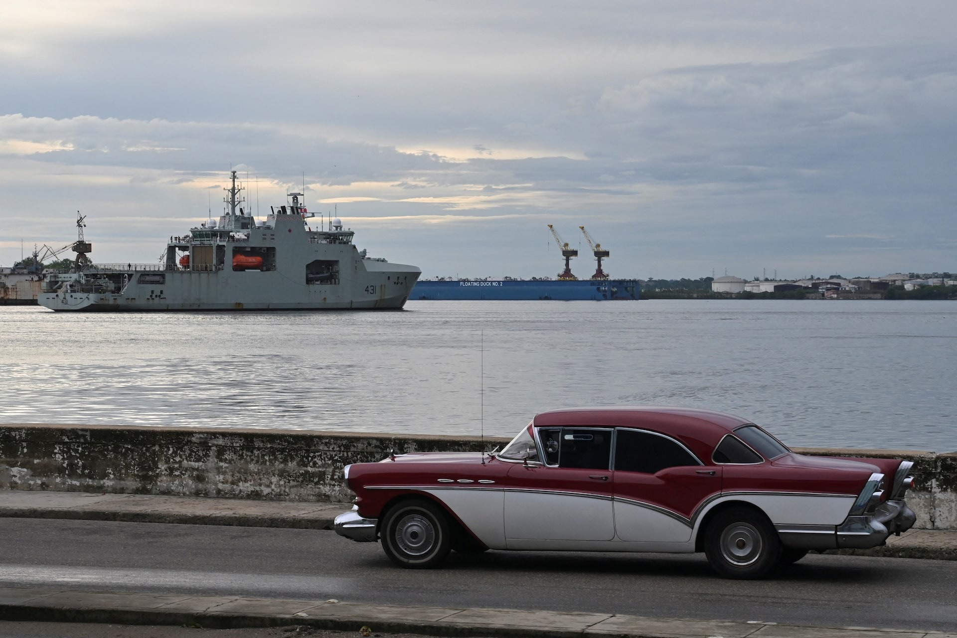 Sau tàu chiến Nga và Mỹ, đến tàu tuần tra Canada xuất hiện ở Cuba- Ảnh 3.
