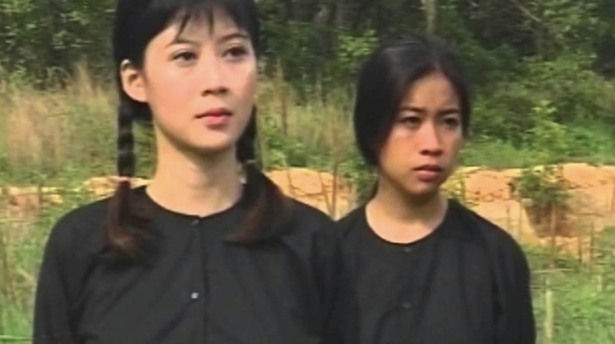 Bộ phim hiếm hoi của truyền hình Việt quy tụ 4 mỹ nhân tuyệt sắc thập niên 90 - Ảnh 2.