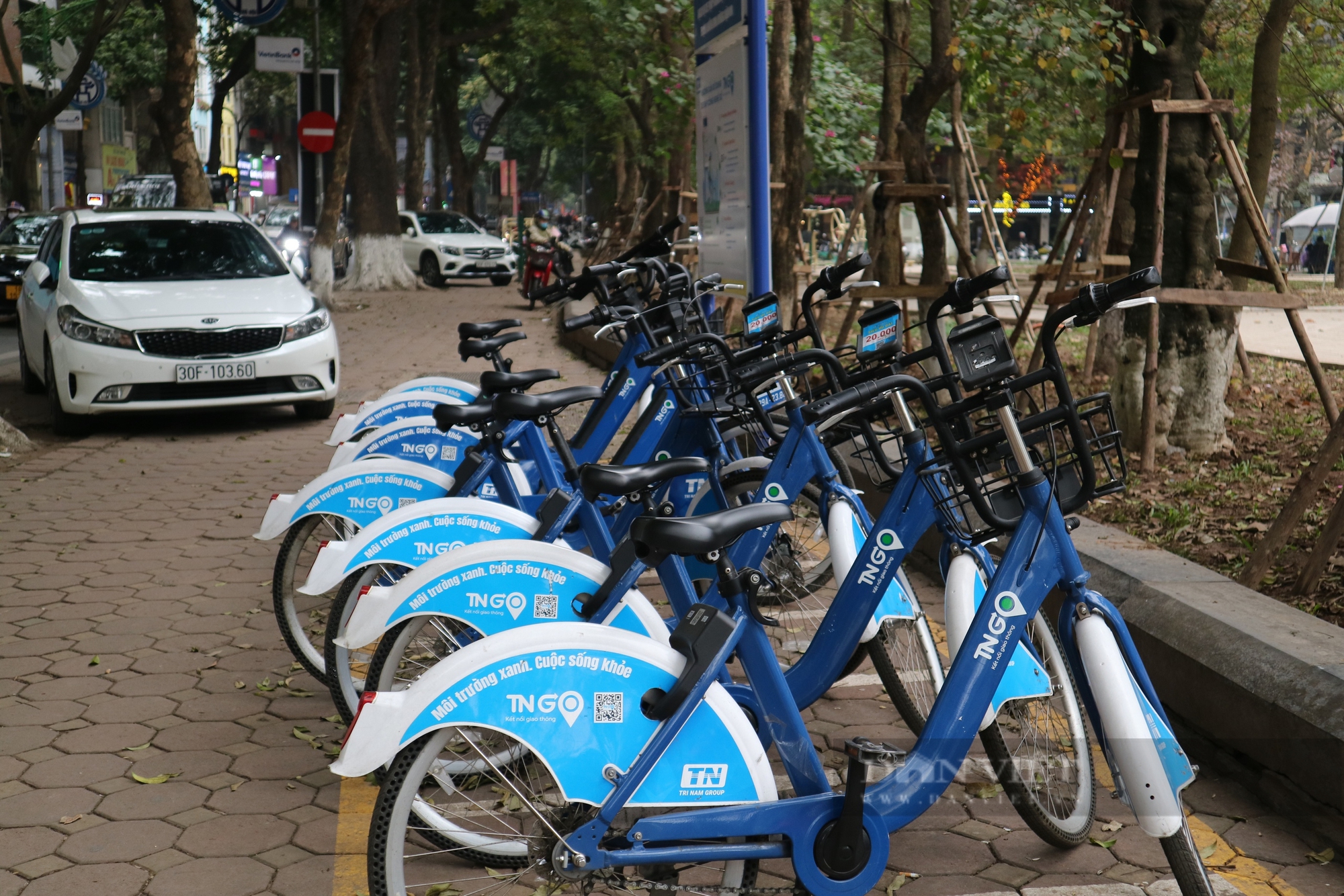 Dịch vụ xe đạp công cộng Hà Nội được người dân sử dụng gần 1.150 lượt/ngày - Ảnh 1.