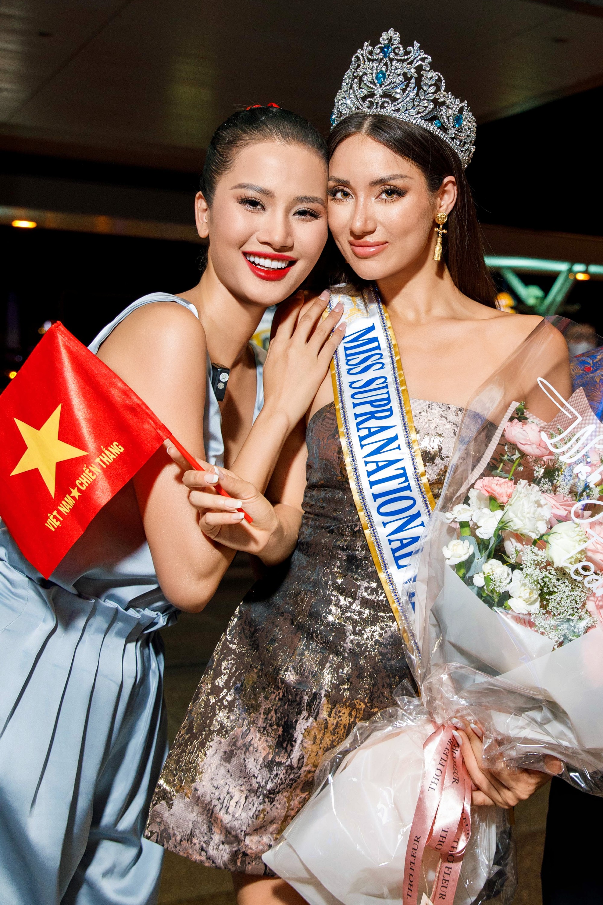Lydie Vũ xinh đẹp "đọ sắc" với Á hậu Hương Ly trước khi lên đường thi Miss Supranational 2024- Ảnh 4.