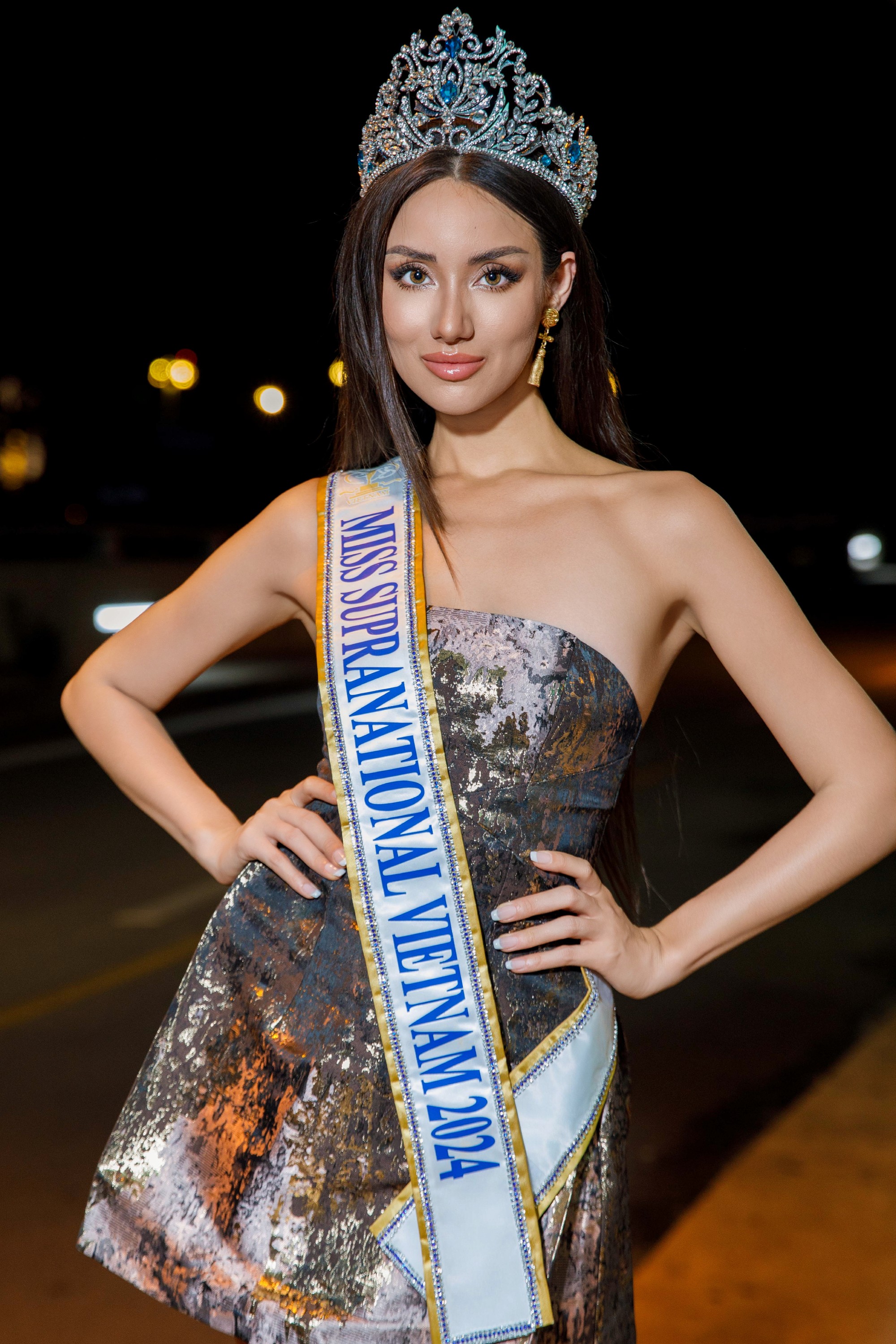 Lydie Vũ xinh đẹp "đọ sắc" với Á hậu Hương Ly trước khi lên đường thi Miss Supranational 2024- Ảnh 1.