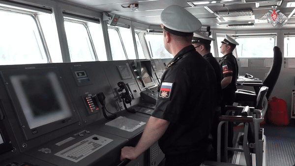 Cận cảnh binh sĩ Nga "bấm nút phóng" trong diễn tập hạt nhân- Ảnh 15.