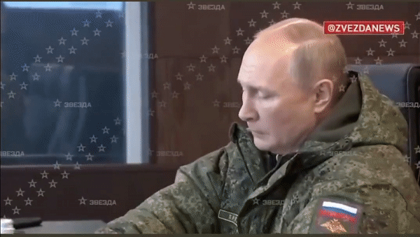 Cận cảnh binh sĩ Nga "bấm nút phóng" trong diễn tập hạt nhân- Ảnh 24.