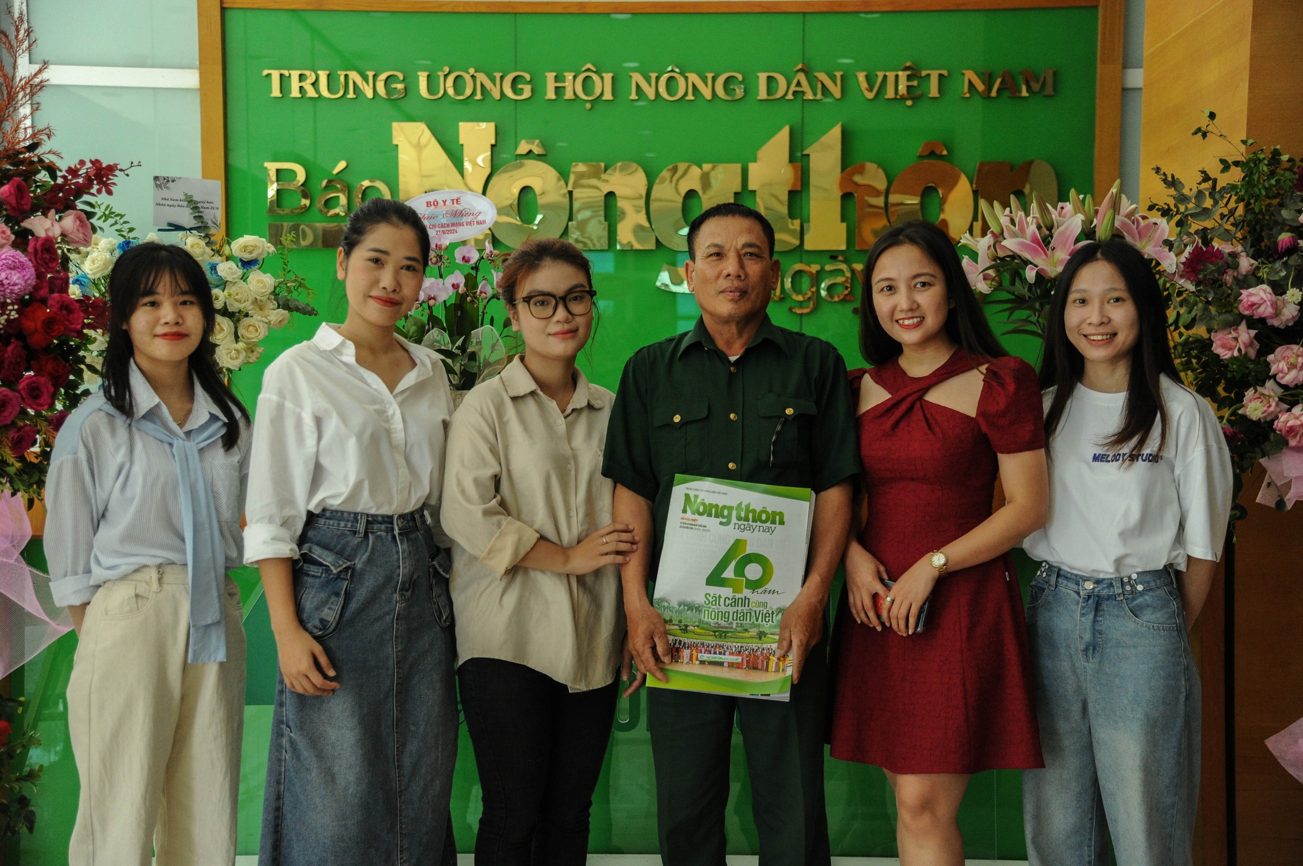 Nông dân Hoàng Văn Cương gửi lời cảm ơn đến Báo Nông Thôn Ngày Nay/Dân Việt - Ảnh 8.