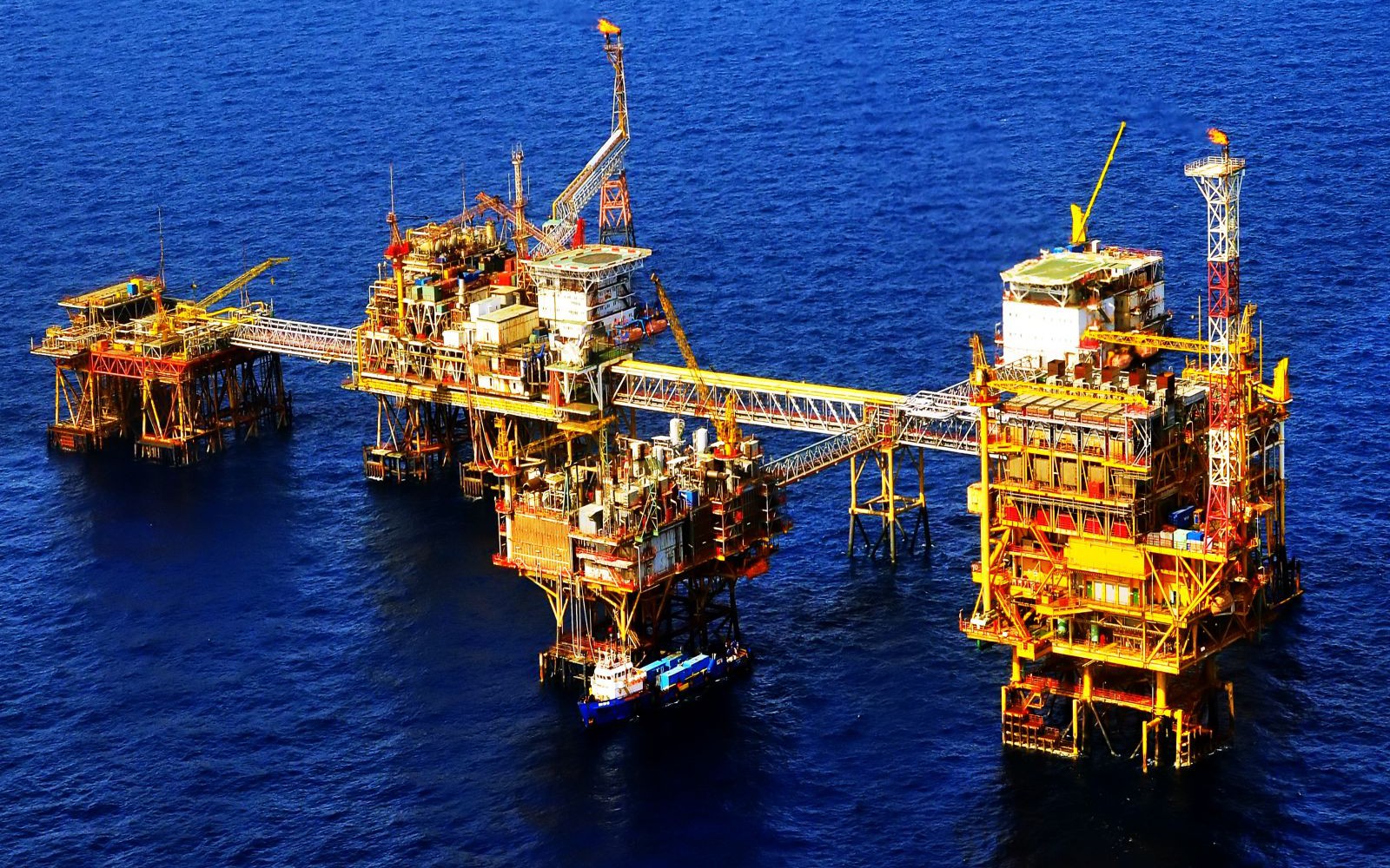 Hợp tác kinh tế Việt - Nga: Kế thừa thành tựu ngành dầu khí, gợi mở các tiềm năng lớn khác