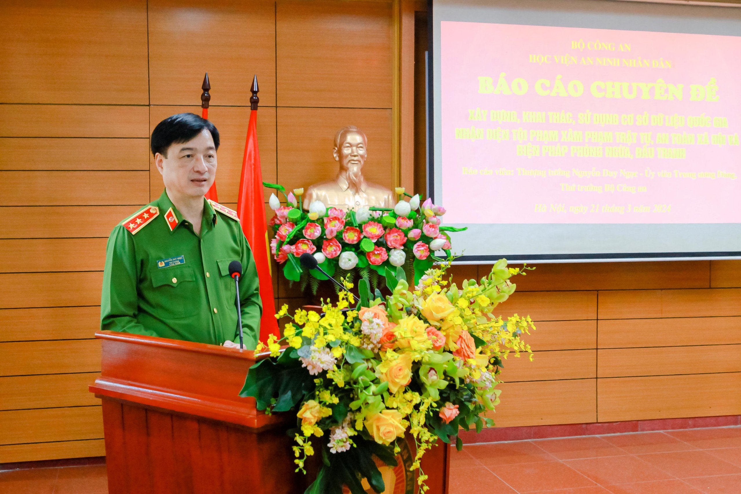 Thứ trưởng Nguyễn Duy Ngọc khen các đơn vị triệt xóa 2 hội nhóm kín, thu giữ 65 khẩu súng, hàng nghìn viên đạn