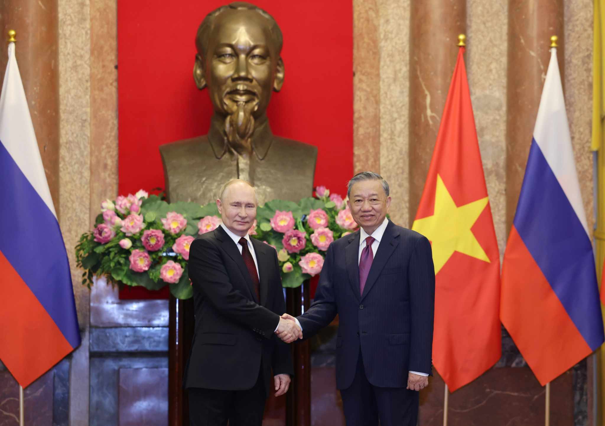 Tổng thống Nga Putin ấn tượng với nắng nóng Hà Nội, gửi lời chúc sức khỏe người dân Việt Nam- Ảnh 2.