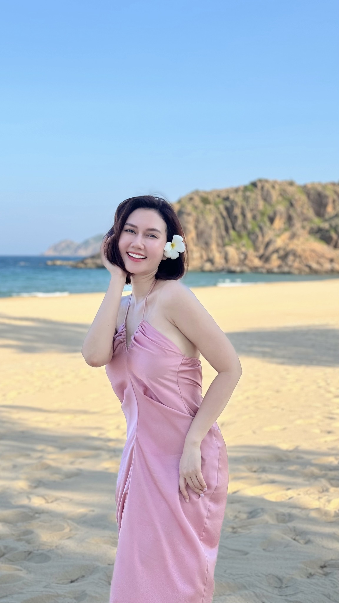 NSƯT Thái Sơn tái xuất với vai diễn "lạ" trên phim giờ vàng cùng Hương Giang- Ảnh 3.