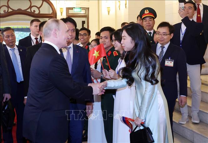 Tổng thống Nga Putin bày tỏ sự ngưỡng mộ Chủ tịch Hồ Chí Minh và nhân dân Việt Nam- Ảnh 1.
